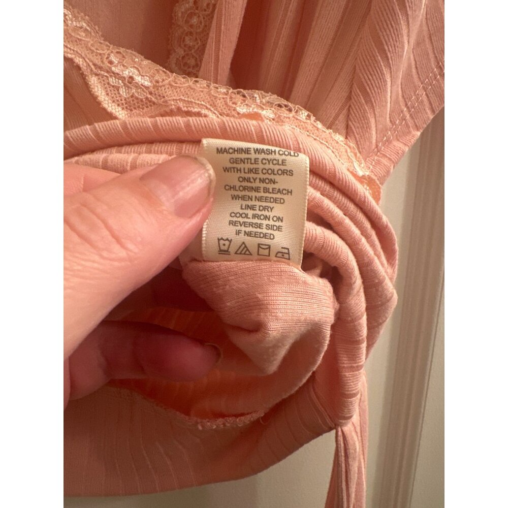 No Comment NY-LA Pink Ribbed Wrap Top Size M - Picture 5 of 7